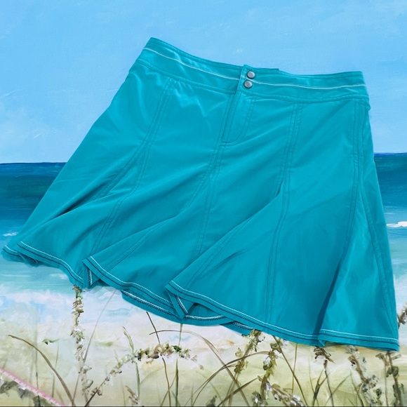 Title Nine Swingtastic Skort Womens Size 4 - Picture 2 of 13